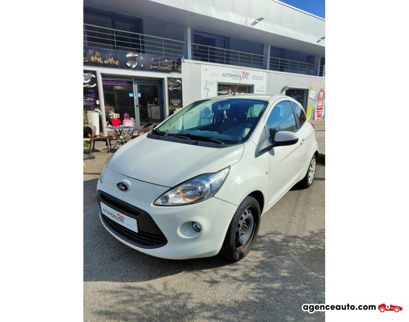 Achat voiture occasion, Auto occasion pas cher | Agence Auto Ford Ka 1.2 TITANIUM 70 CV Blanc Année 2015 Manuelle Essence